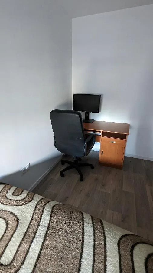 Chambre Dans Appartement Pres Du Roazhon Park Rennes France